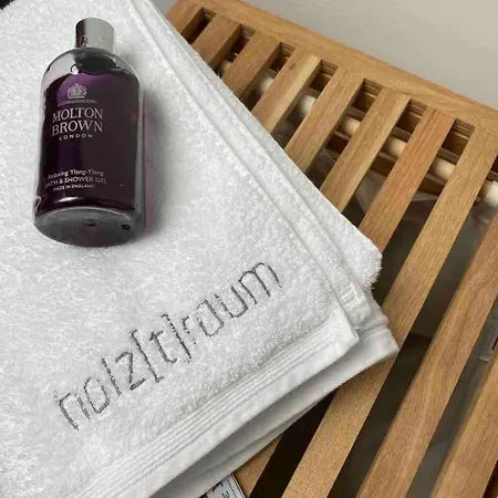 Nyaraló Holztraum